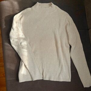 Cream/Tan Ribbed Mockneck Sweater